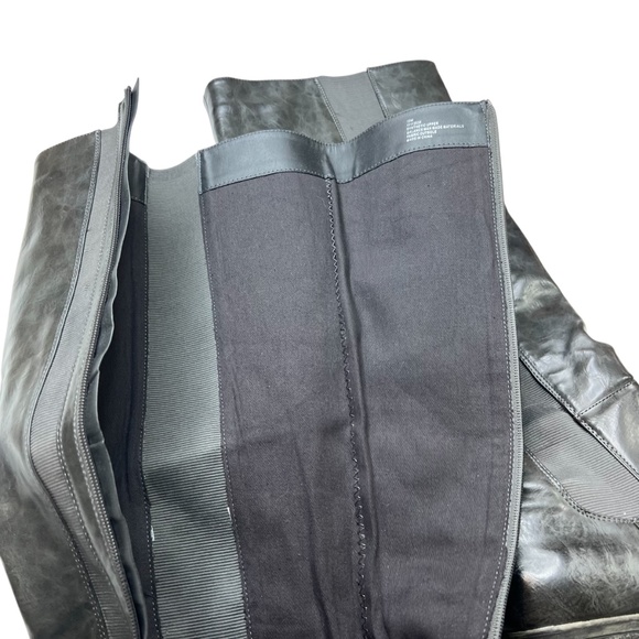 Torrid Knee High Stretch Side Zip Up Boots - Picture 11 of 16